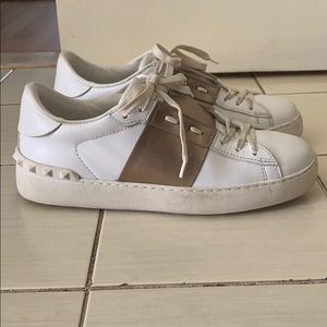 Valentino Rockrunner Gold Sneakers